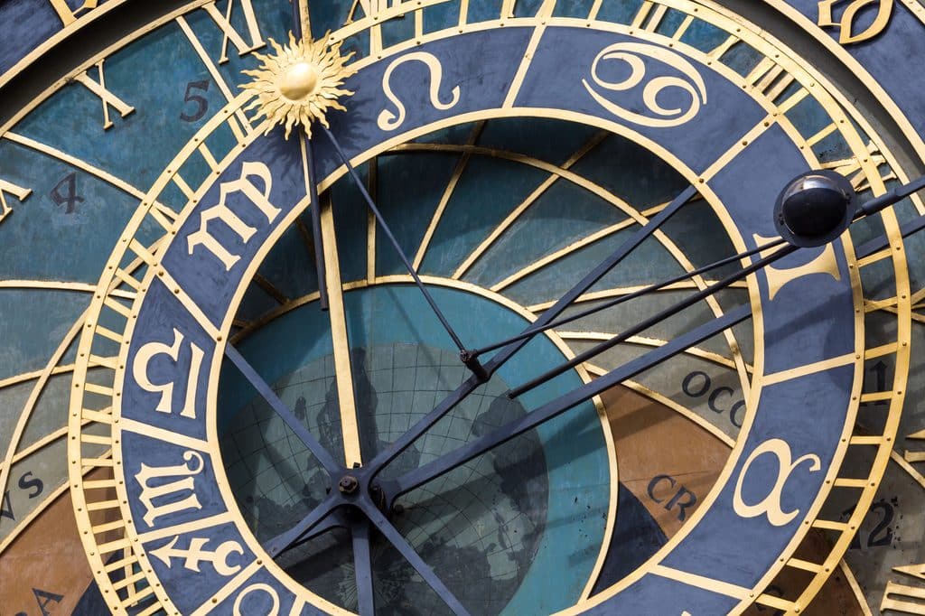 Chance, rencontres ou coup de fatigue : voici l'horoscope des Bordelais pour bien démarrer votre mois d'octobre ! 1 Détail de l'horloge astronomique